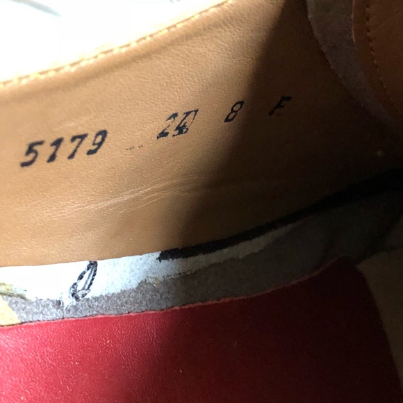 Grenson Rose suede bi-color lace ups with gum sole - Picture 5 of 5